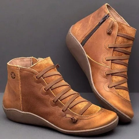 DAMEN-LEDERSTIEFEL IM VINTAGE-STIL MIT SCHNÜRUNG